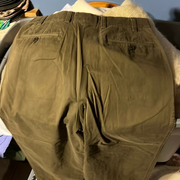 Hiltl Olive green PANTS Mens 32 SHORT LEGS German Design ZE600 chino Cotton Pant - Picture 15 of 16